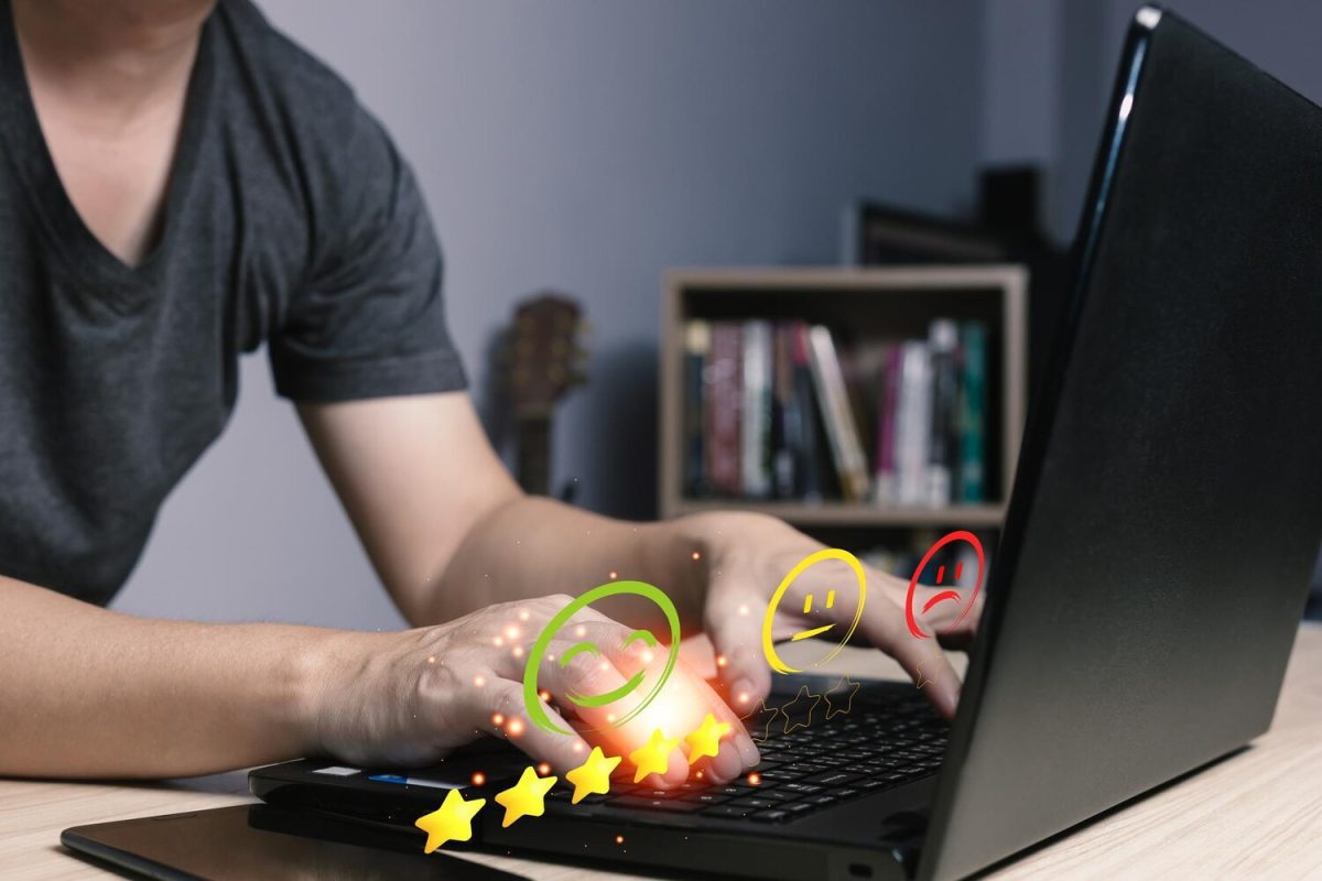 odpowiadanie na opinie Google